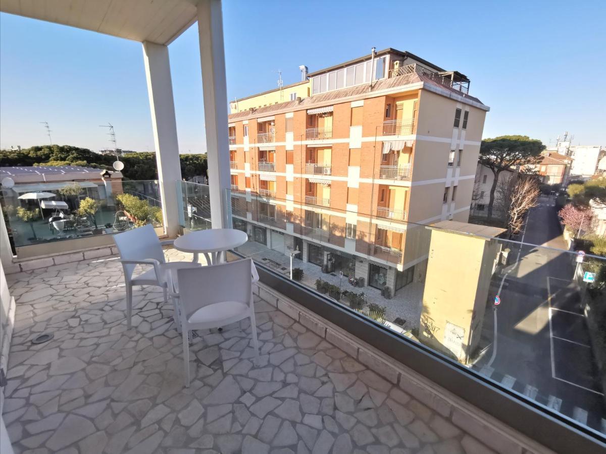Hotel Oceanomare Пунта-Марина Экстерьер фото